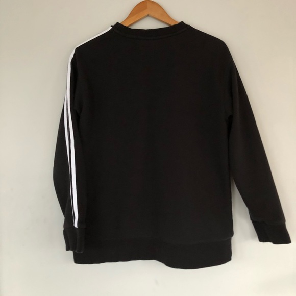 Adidas Crewneck Pullover! - Picture 4 of 5